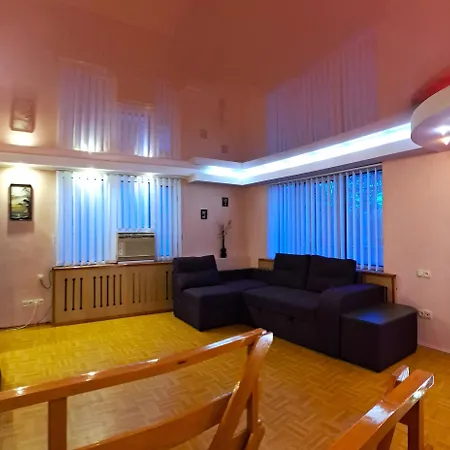 House On Yakornyy Lane אודסה