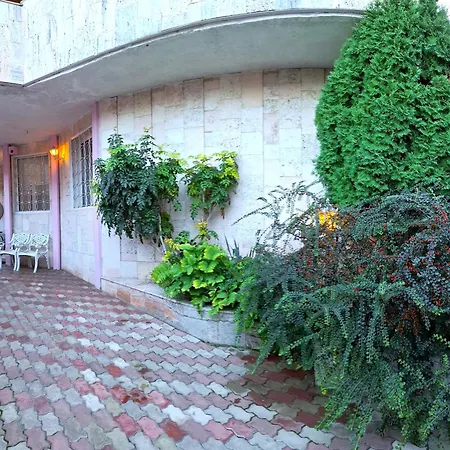 House On Yakornyy Lane