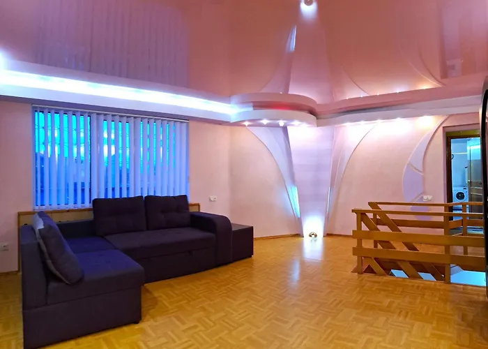 House On Yakornyy Lane בית נופש אודסה