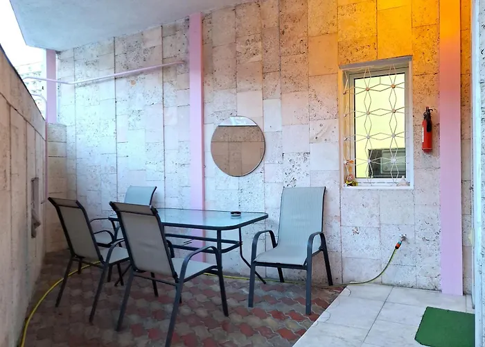 House On Yakornyy Lane