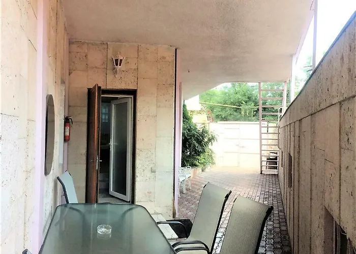 בית נופש House On Yakornyy Lane אודסה