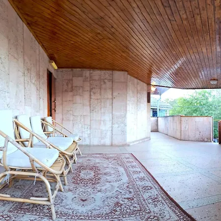 House On Yakornyy Lane Vakantiehuis